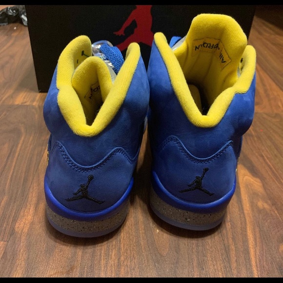 Jordan 5 retro laney - Picture 4 of 5